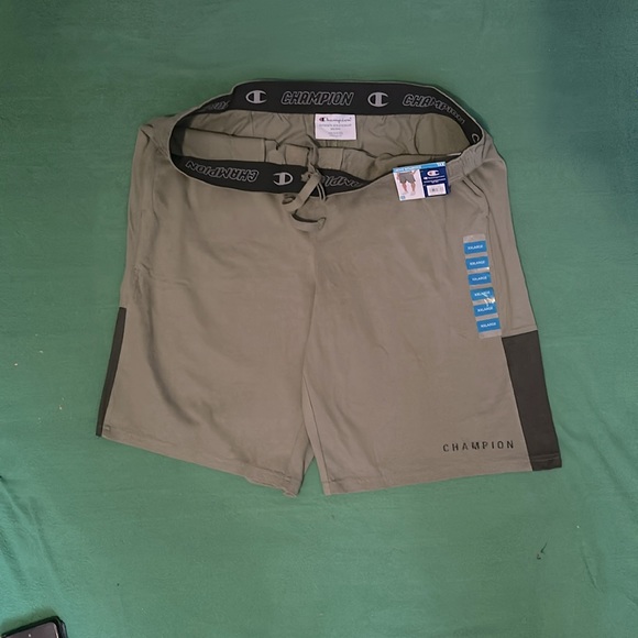 Brand New XXL champion shorts. Army Green!! ✅ (NWT) - Picture 2 of 3